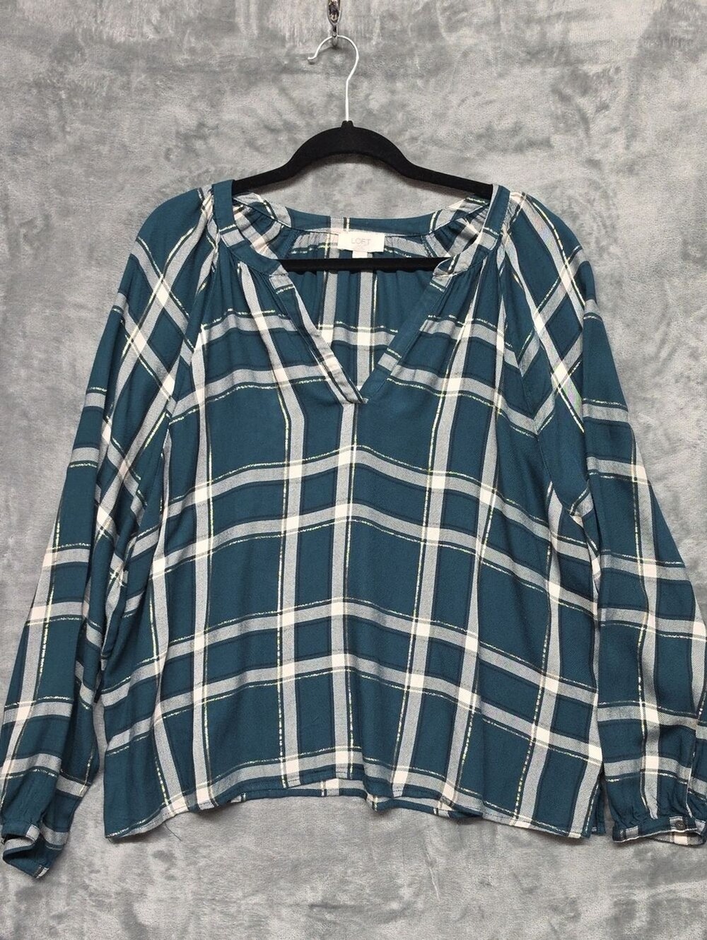LOFT Teal Plaid V-Neck with Gold accent Long-Sleeve Top sz XL
